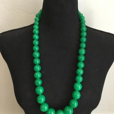 Vintage Napier chunky green beaded necklace