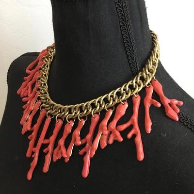 Super cool, vintage, enamel, coral statement, necklace, gold toned