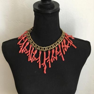 Super cool, vintage, enamel, coral statement, necklace, gold toned