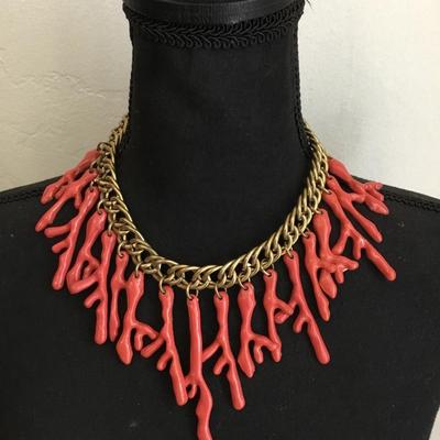 Super cool, vintage, enamel, coral statement, necklace, gold toned