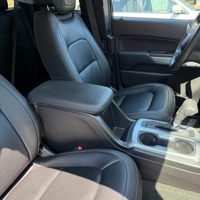 2015 Chevy Colorado 4WD LT Extended Cab Pickup - Only 6493 miles!