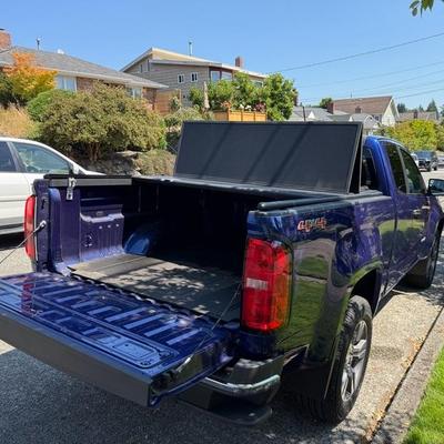 2015 Chevy Colorado 4WD LT Extended Cab Pickup - Only 6493 miles!