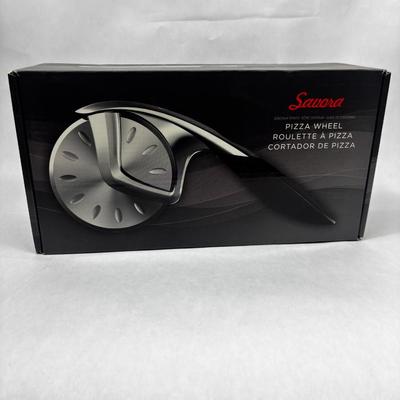 Savora Pizza Wheel