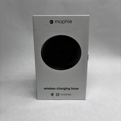 Mophie Wireless Charging Base (1 of 3)
