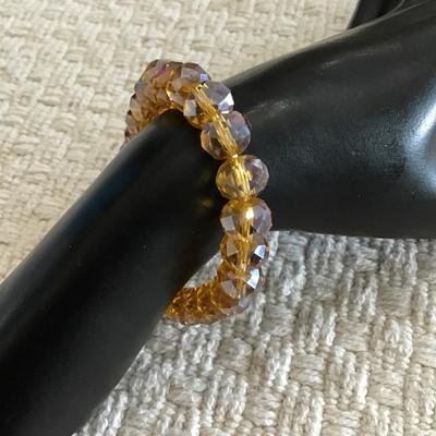 Faceted beaded stretch bracelet