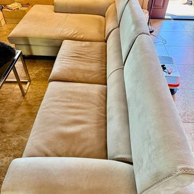 High End Gamma Leather Sectional Sofa