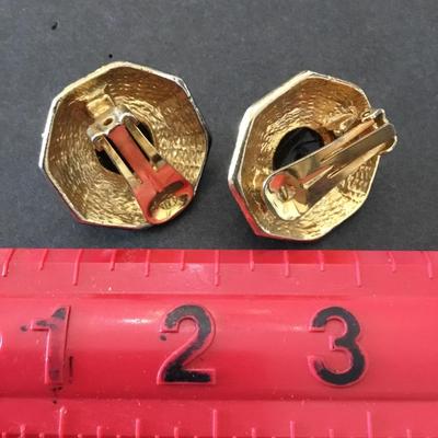Vintage clip on earrings