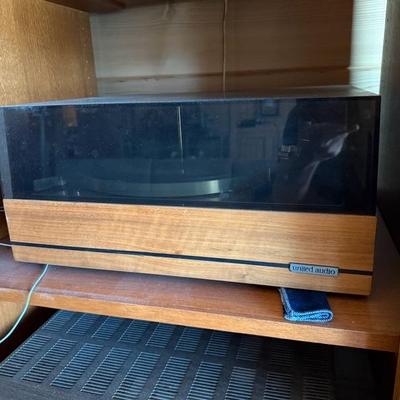 United Audio Turntable