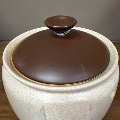 Amecrest Stoneware Pot