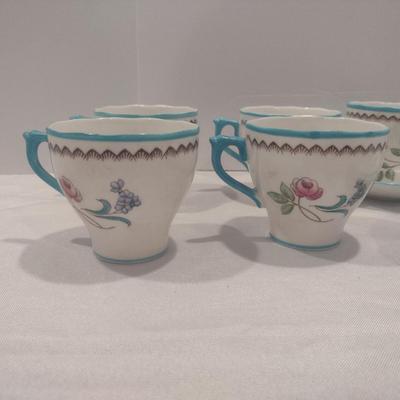Assorted Roslyn China 'Derwent' Pattern- Approx 14 Pieces