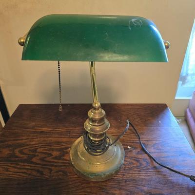 Desk lamp