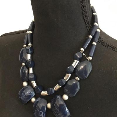 1946 blue and silver toned statement necklace very nice
