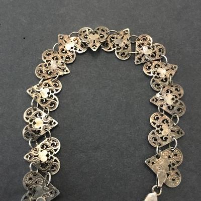 Beautiful vintage, 925 silver heart bracelet