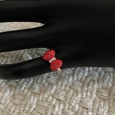 Cute red bow ring