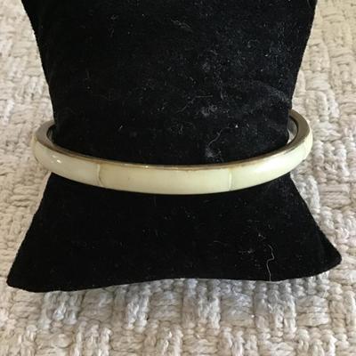 Shell inlay bracelet