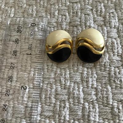 Vintage clip-on earrings