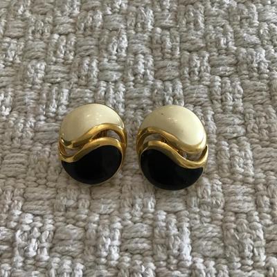 Vintage clip-on earrings