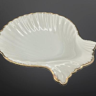 Andrea by Sadek Porcelain Shell Dish