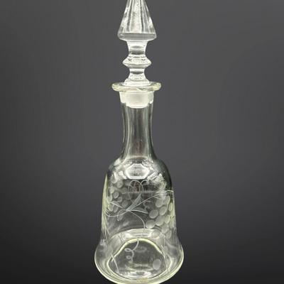 Vintage Etched Glass 8” Decanter with Stopper – Grape & Vine