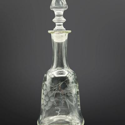 Vintage Etched Glass 8” Decanter with Stopper – Grape & Vine