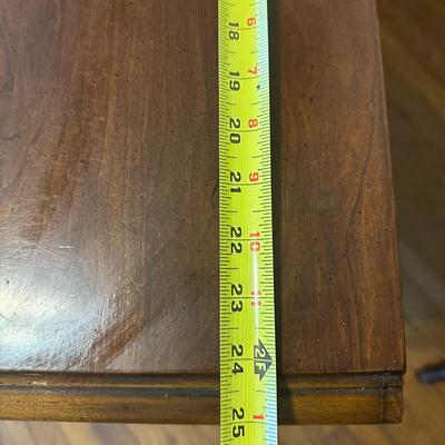 Thomasville Traditional 2-Drawer Nightstand