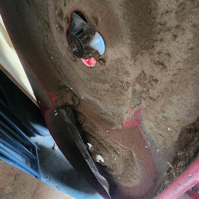 TROY BILT Pony Riding Mower with 42" Deck untested