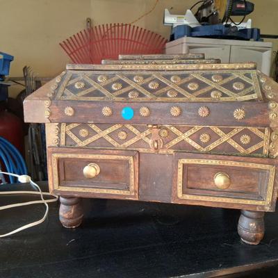 Vintage Large lockbox with duel drawers