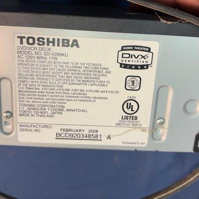 Toshiba DVD / VCR Deck