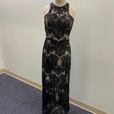 Sale Photo Thumbnail #443: Lace cut-out dress, halter neck, zipback closure
Nude lining, Size S/M     Brand Peace & Chaos 
Good condition, 1 original owner