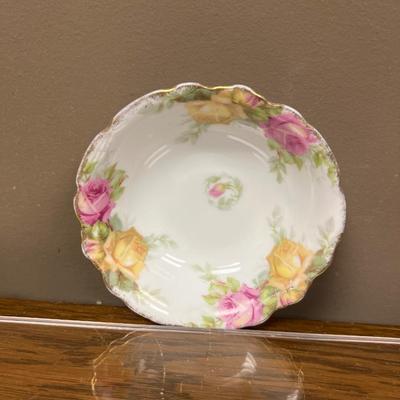 Louvre Bavaria Small Rose Dish