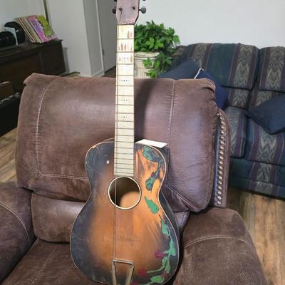 Decorative guitar