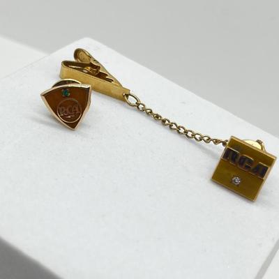 LOT 70J: Two 10K Gold Vintage RCA Pins - 3.8 gtw