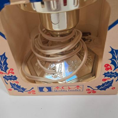 LOT 93D: 3 Vintage ACLA Bubbling Electric Christmas Lamps