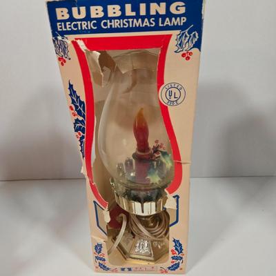 LOT 93D: 3 Vintage ACLA Bubbling Electric Christmas Lamps