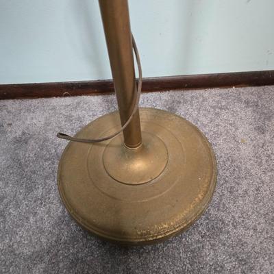 LOT 98L: Vintage Floor Lamp and Two Table Lamps