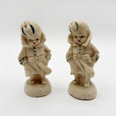 LOT 106: Large Vintage Ceramics Collection