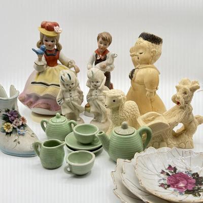 LOT 106: Large Vintage Ceramics Collection