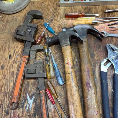 LOT 114G: Large Collection of Vintage Tool