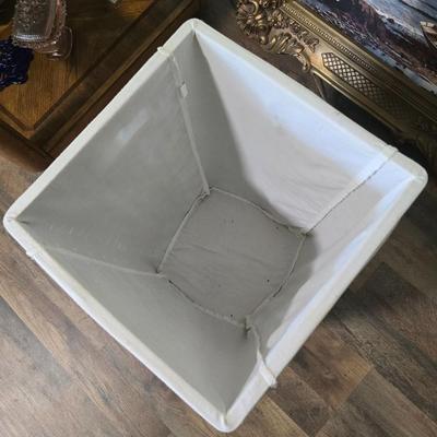 Woven hamper