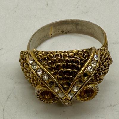 Vintage Gold Tone Owl Ring 1