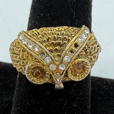 Vintage Gold Tone Owl Ring 1