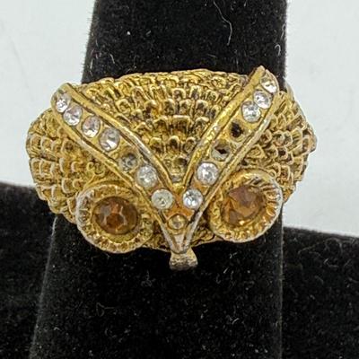 Vintage Gold Tone Owl Ring 1