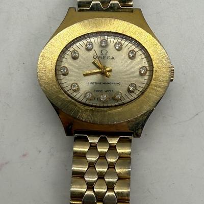 Omega Women's Wrist Watch Gold Tone