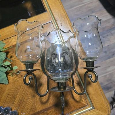 Wall sconce