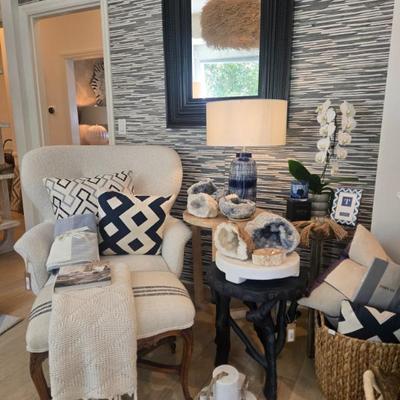 Furnishings, lamps and decor