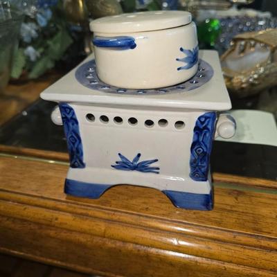 Oil / wax warmer