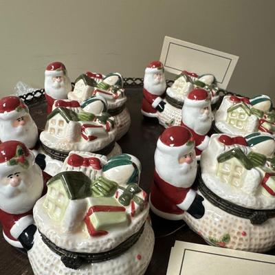Sale Photo Thumbnail #101: Set of 6 Harry and David place card boxes. Small flee bite on one of the houses otherwise they look new.