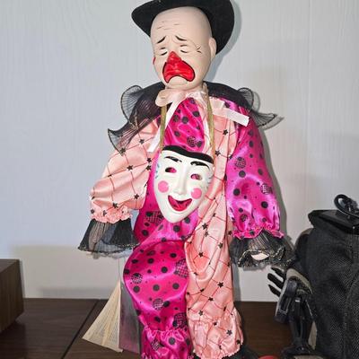 Heritage Mint Clown down