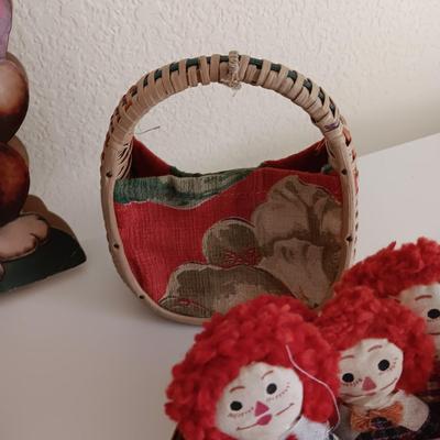 VINTAGE TOYS AND CHILDREN'S ITEMS