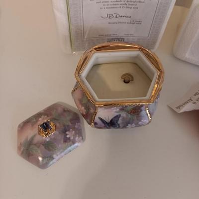 "FLIGHTS OF FANCY" MUSICAL TRINKET BOX AND "RED HAT-TEAS COLLECTION"